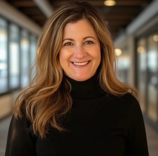 Portrait of Jenn Zeis